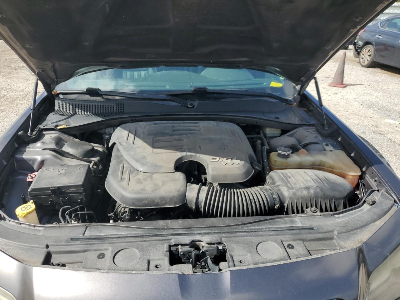 2014 Chrysler 300 VIN 2C3CCABG5EH380612 Copart auction photo, rear end damage thumbnail 11