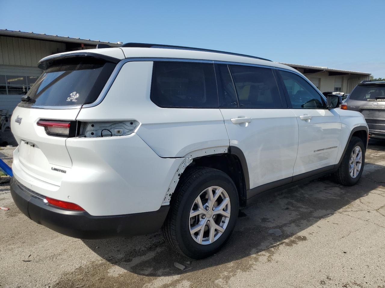 2021 Jeep Grand Cherokee VIN 1C4RJKBG3M8174324 Copart auction photo, rear end damage thumbnail 3