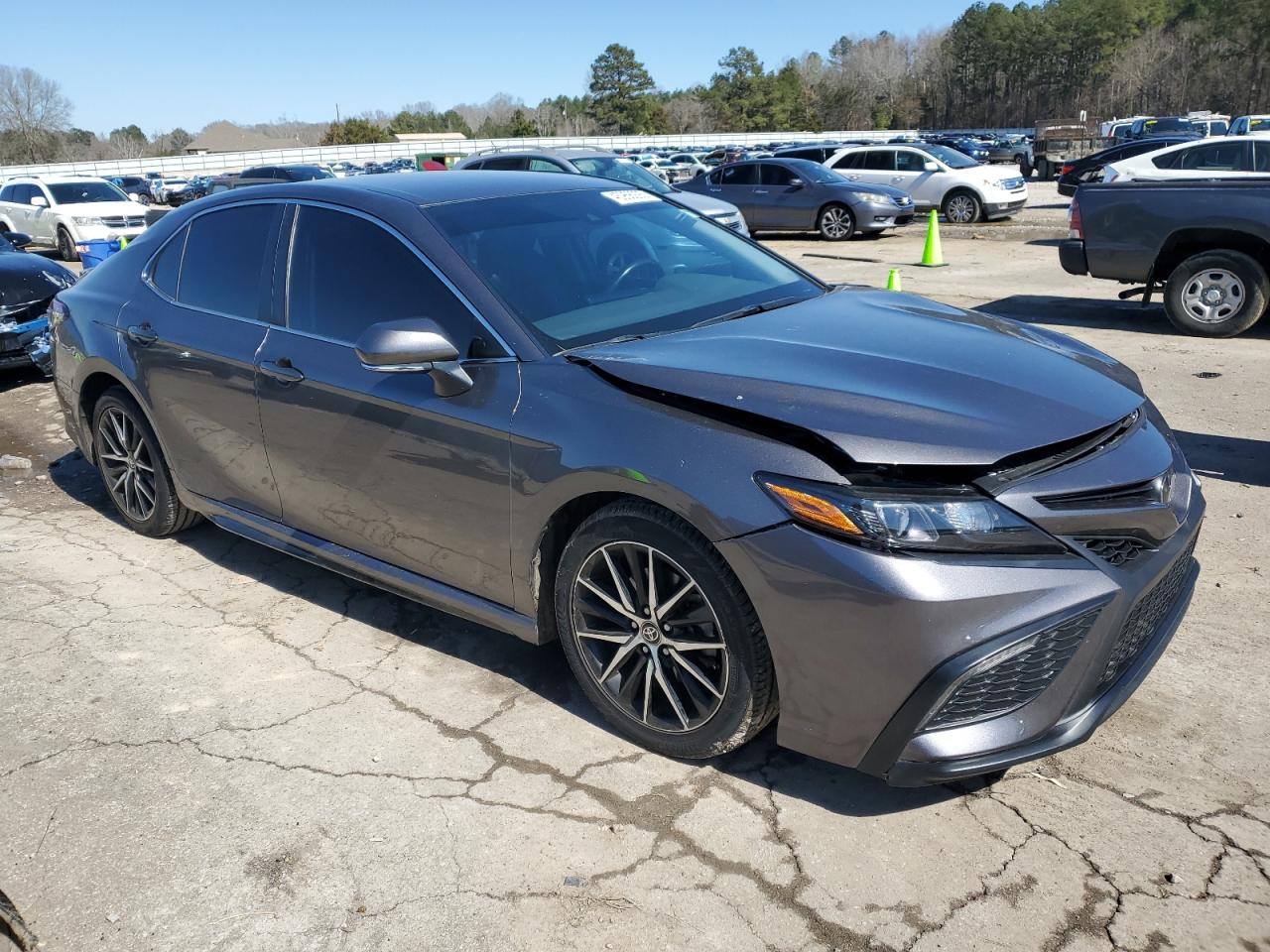 2022 Toyota Camry VIN 4T1G11AK0NU713560 Copart auction photo, front end damage thumbnail 4