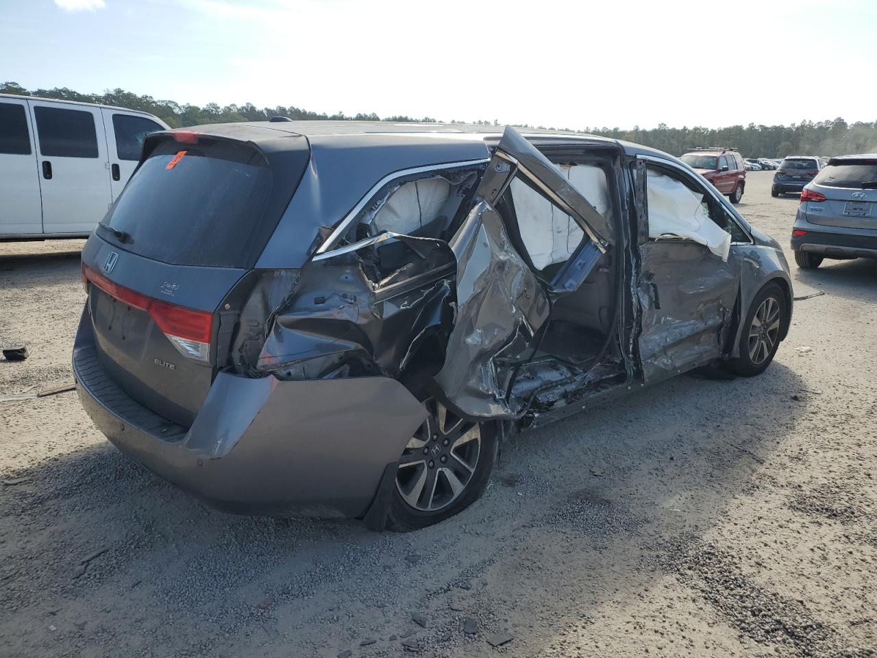 2014 Honda Odyssey VIN 5FNRL5H91EB106724 Copart auction photo, front end damage thumbnail 3