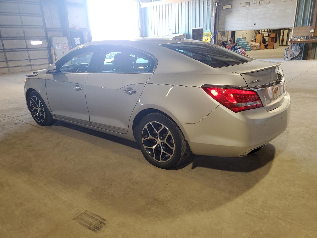 2016 Buick LaCrosse VIN 1G4G45G32GF174896 Copart auction photo, front end / minor dent/scratches damage thumbnail 2