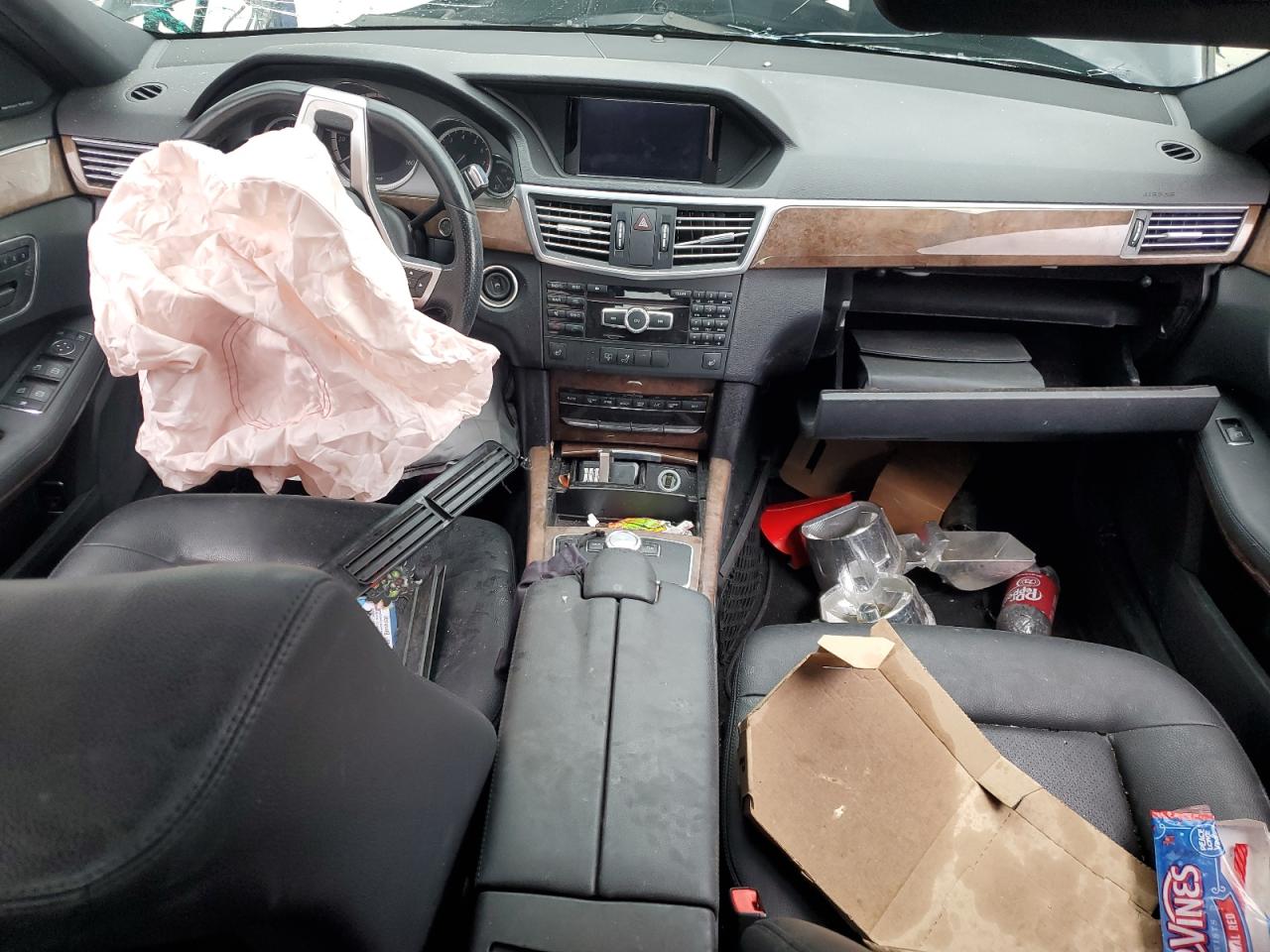 2013 Mercedes-Benz E-klasse VIN WDDHF5KB6DA696883 Copart auction photo, all over damage thumbnail 8