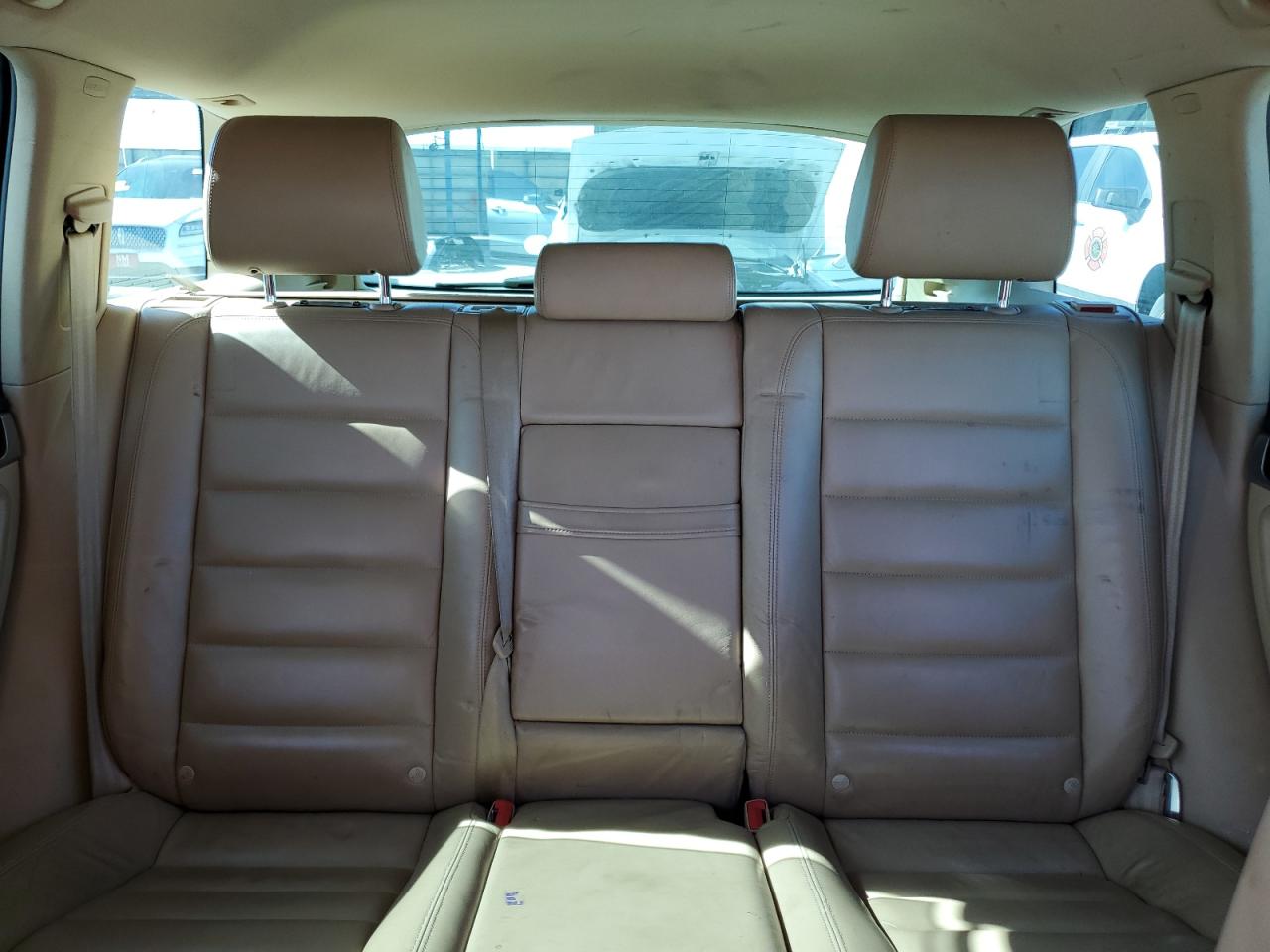 2004 Volkswagen Touareg VIN WVGEM77L64D059129 Copart auction photo, rear end damage thumbnail 10