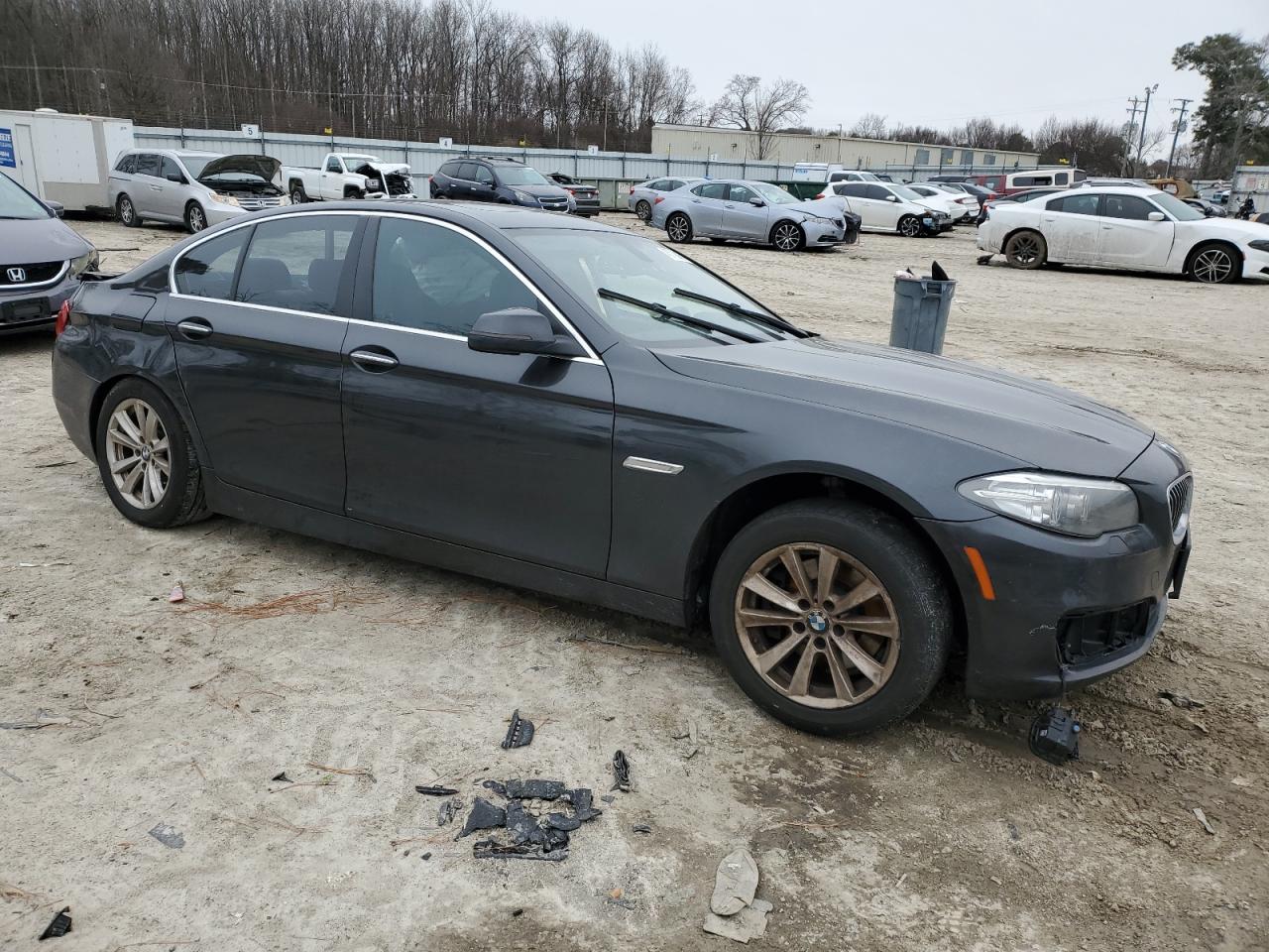 2016 BMW 5er VIN WBA5A7C58GG144462 Copart auction photo, side / rear end damage thumbnail 4
