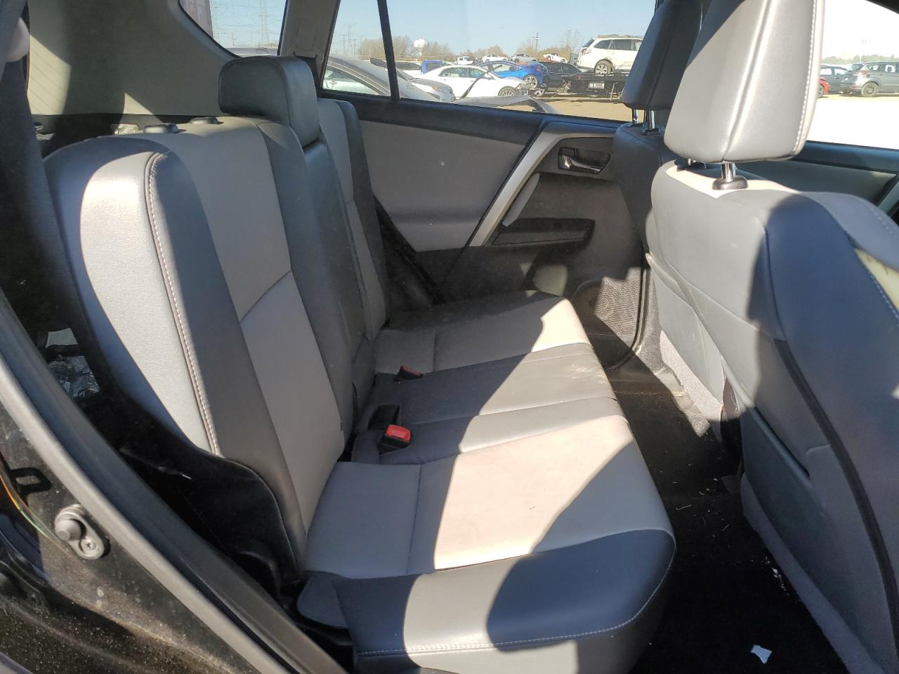 2015 Toyota RAV 4 VIN 2T3DFREV1FW254927 Copart auction photo, side / minor dent/scratches damage thumbnail 11