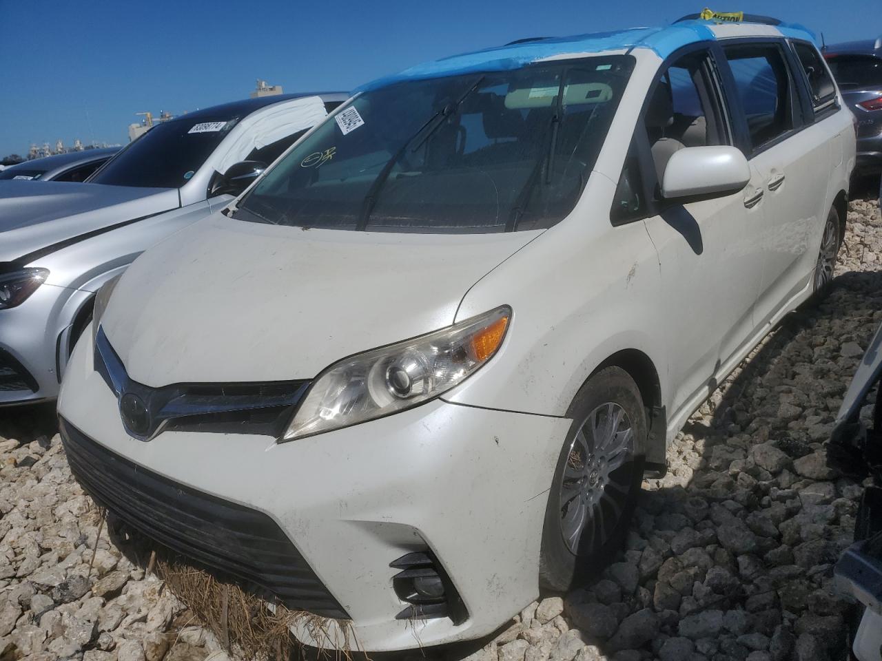2019 Toyota Sienna VIN 5TDYZ3DC3KS971766