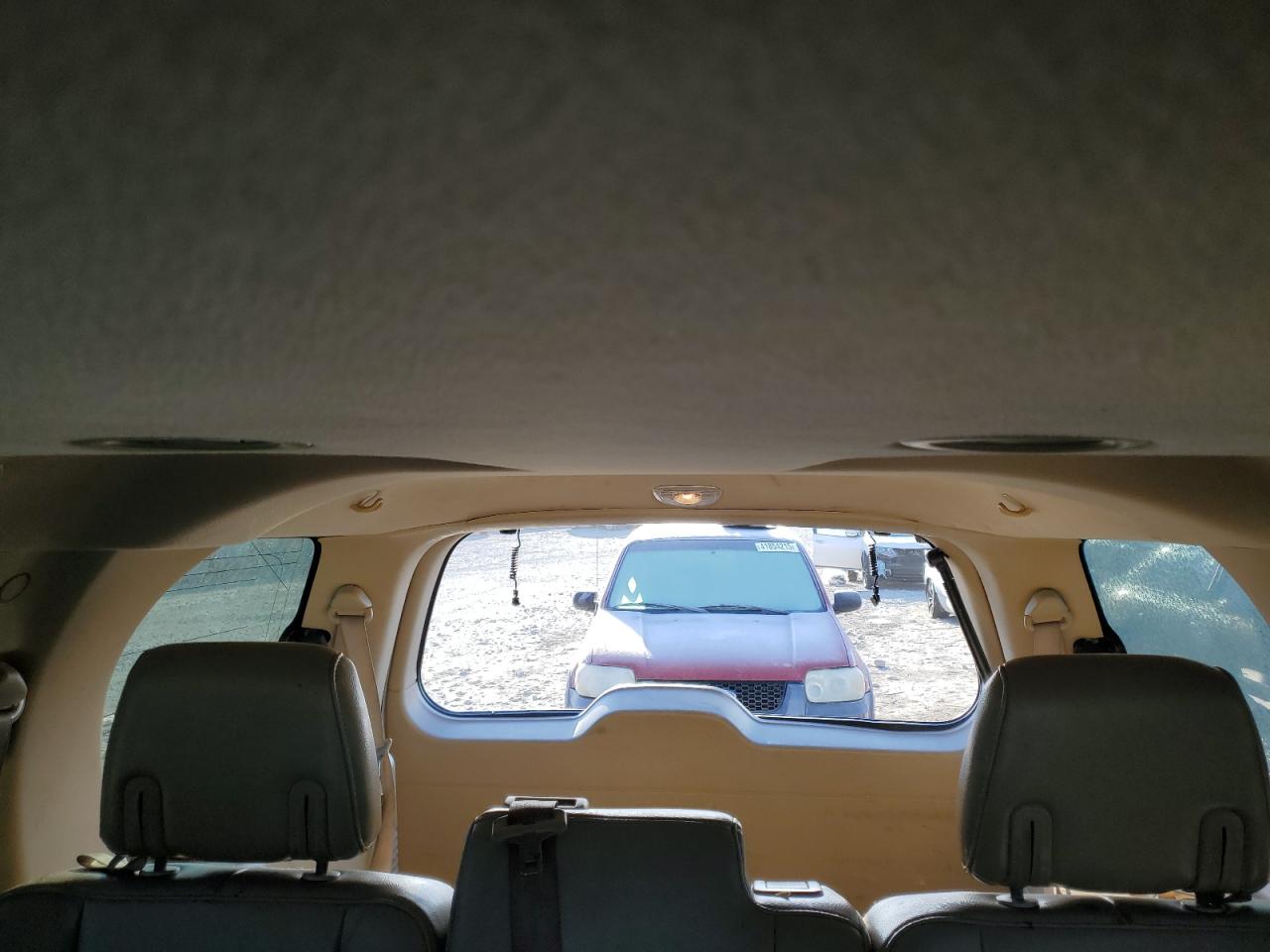 2011 Ford Expedition VIN 1FMJU1H5XBEF14664 Copart auction photo, rear end damage thumbnail 10