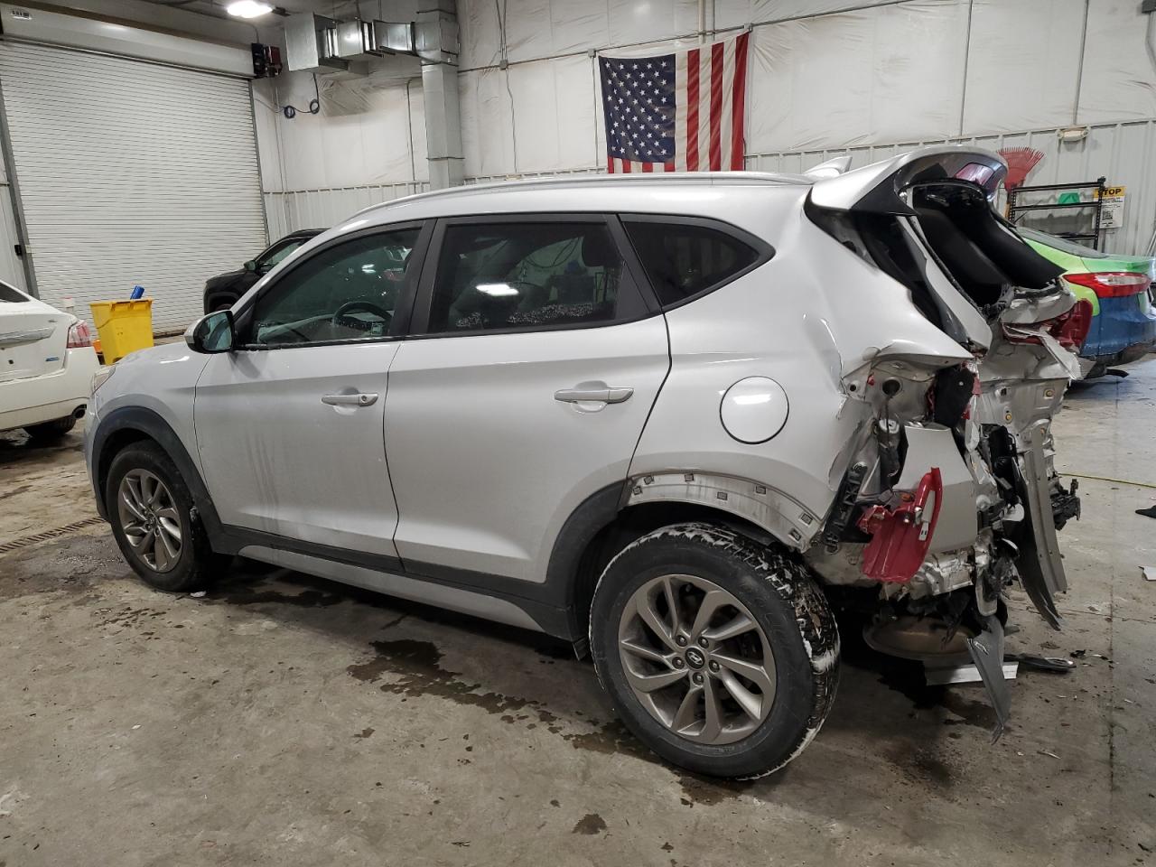 2018 Hyundai Tucson VIN KM8J33A45JU622680 Copart auction photo, rear end / minor dent/scratches damage thumbnail 2
