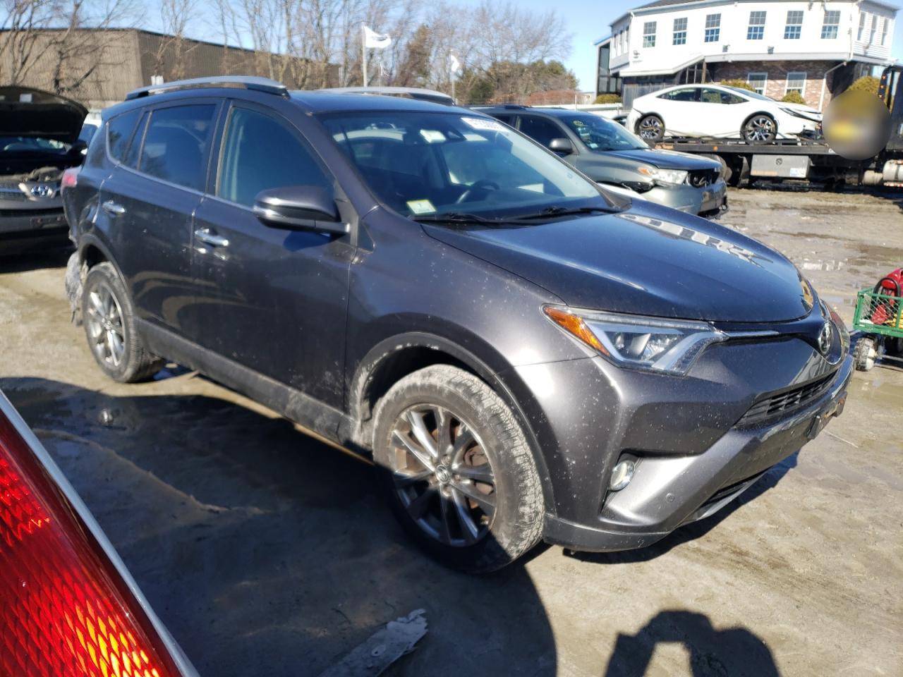 2017 Toyota RAV 4 VIN JTMDFREV5HJ136381 Copart auction photo, rear end / minor dent/scratches damage thumbnail 4