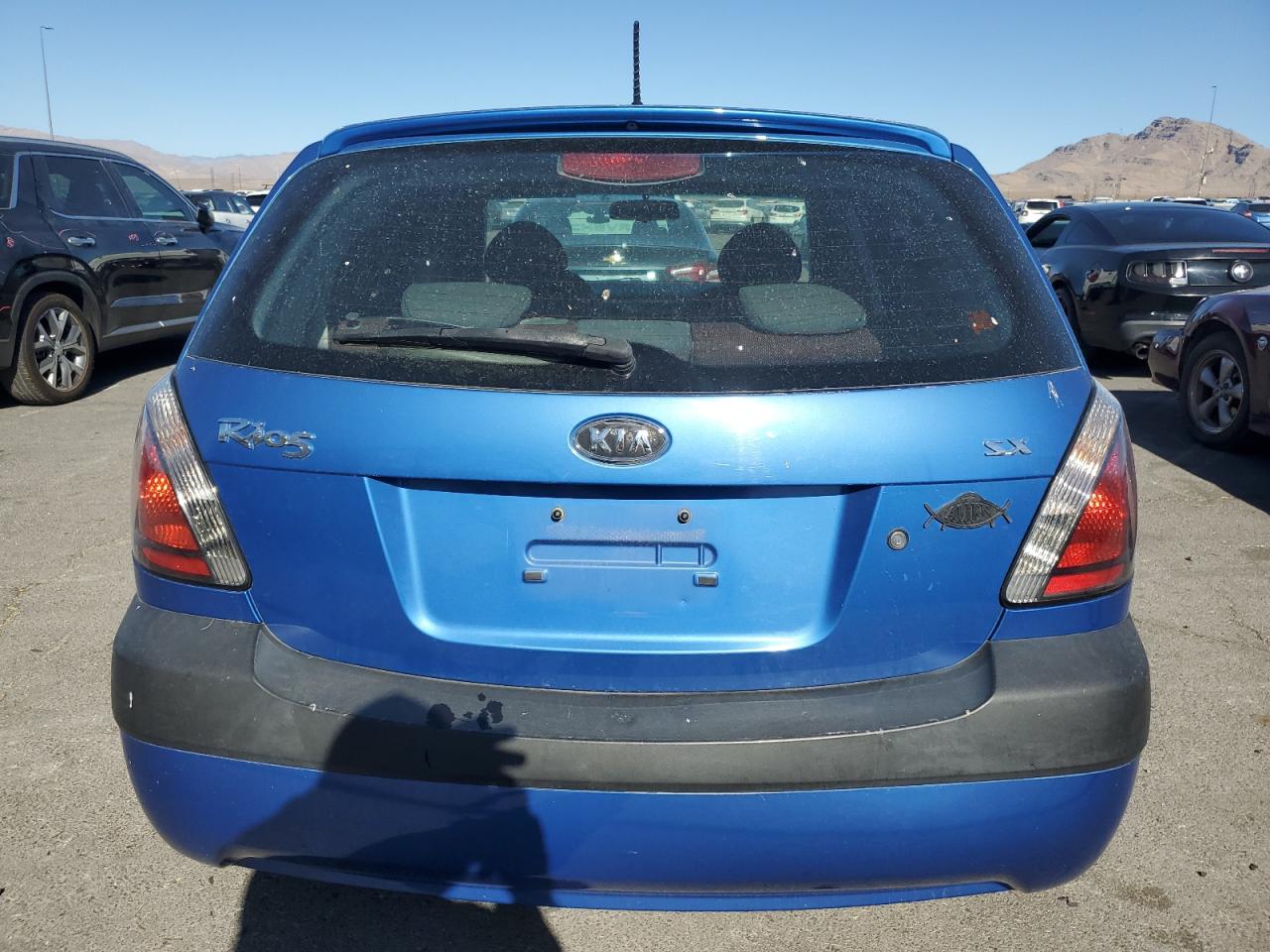 2007 KIA Rio VIN KNADE163076272272 Copart auction photo, minor dent/scratches damage thumbnail 6