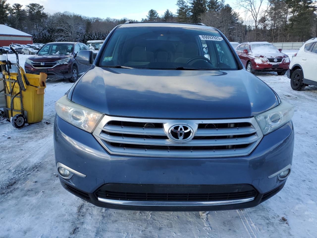 2011 Toyota Highlander VIN 5TDBK3EH6BS079967 Copart auction photo, rear end / side damage thumbnail 5
