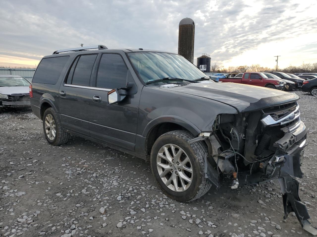 2015 Ford Expedition VIN 1FMJK1KT1FEF34949 Copart auction photo, front end damage thumbnail 4