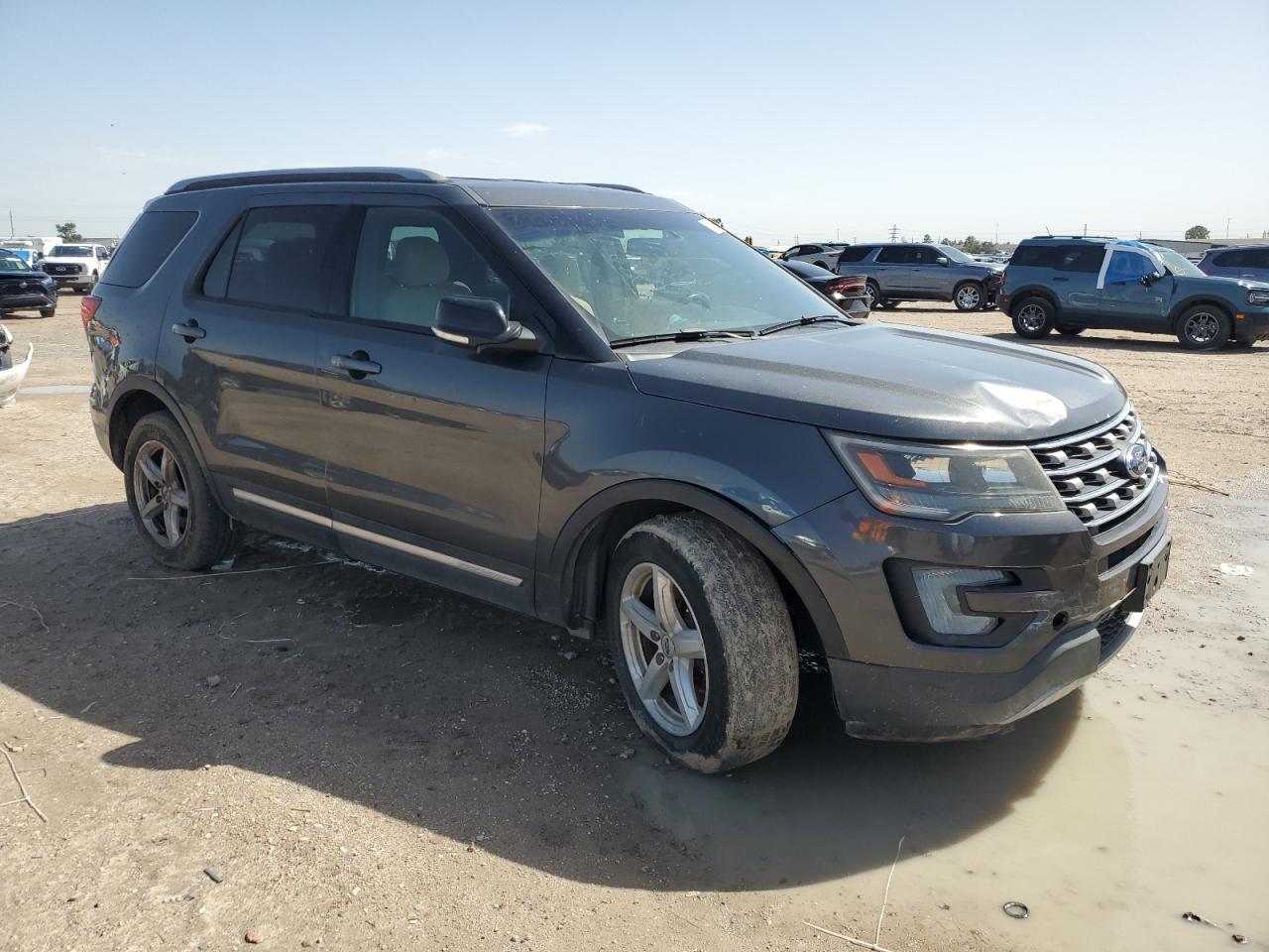 2016 Ford Explorer VIN 1FM5K8D81GGC42548 Copart auction photo, front end / minor dent/scratches damage thumbnail 4