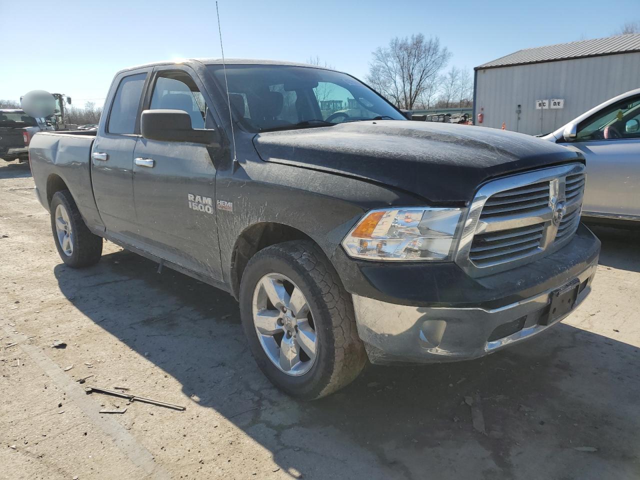 2016 RAM 1500 VIN 1C6RR7GT6GS264559 Copart auction photo, side / minor dent/scratches damage thumbnail 4
