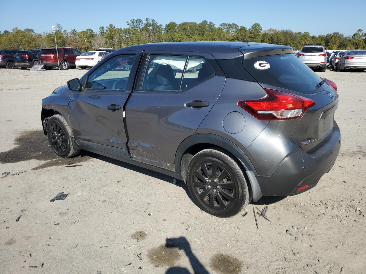 2020 Nissan Kicks VIN 3N1CP5BV1LL527022 Copart auction photo, front end / side damage thumbnail 2
