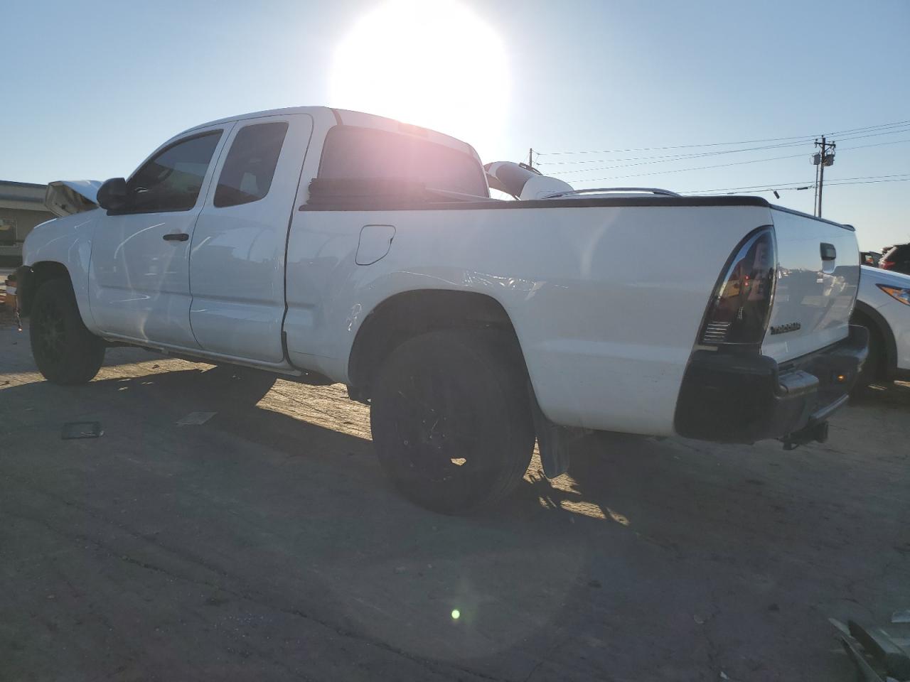 2015 Toyota Tacoma VIN 5TFTX4CN6FX057066 Copart auction photo, front end damage thumbnail 2