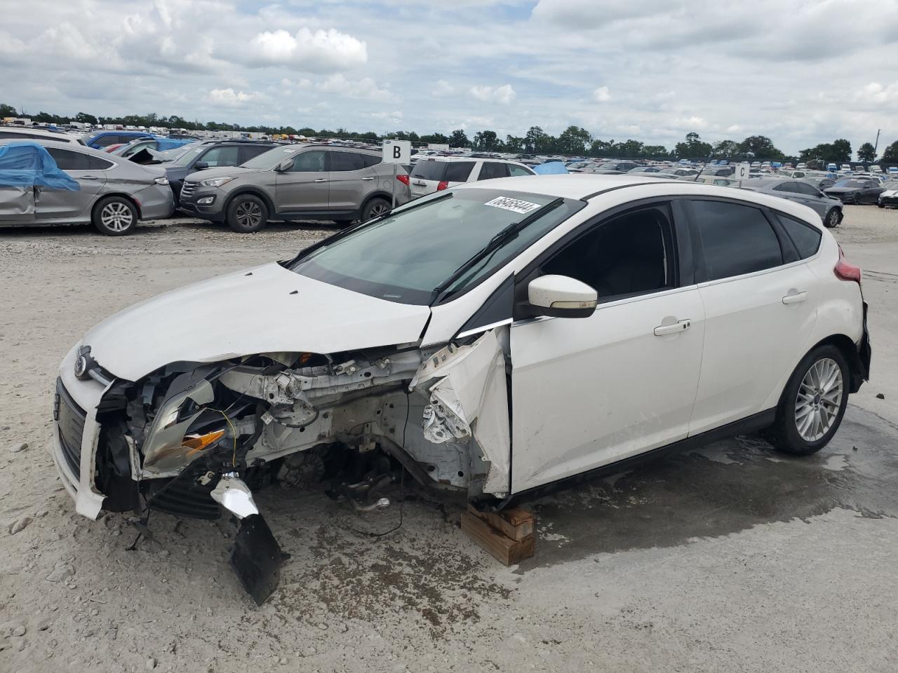 2014 Ford Focus VIN 1FADP3N28EL238666