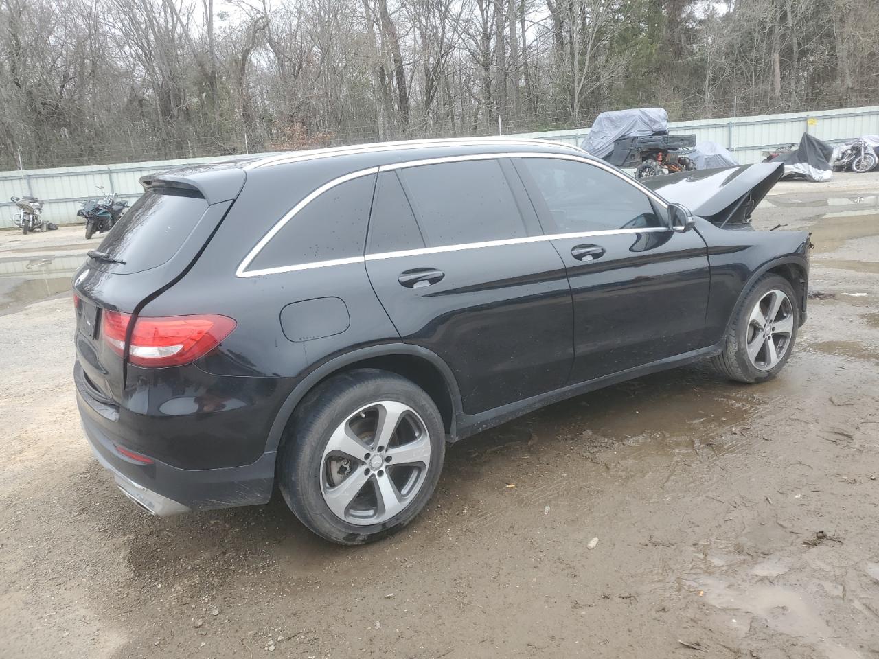 2017 Mercedes-Benz GLC VIN WDC0G4JB1HF141651 Copart auction photo, front end / minor dent/scratches damage thumbnail 3