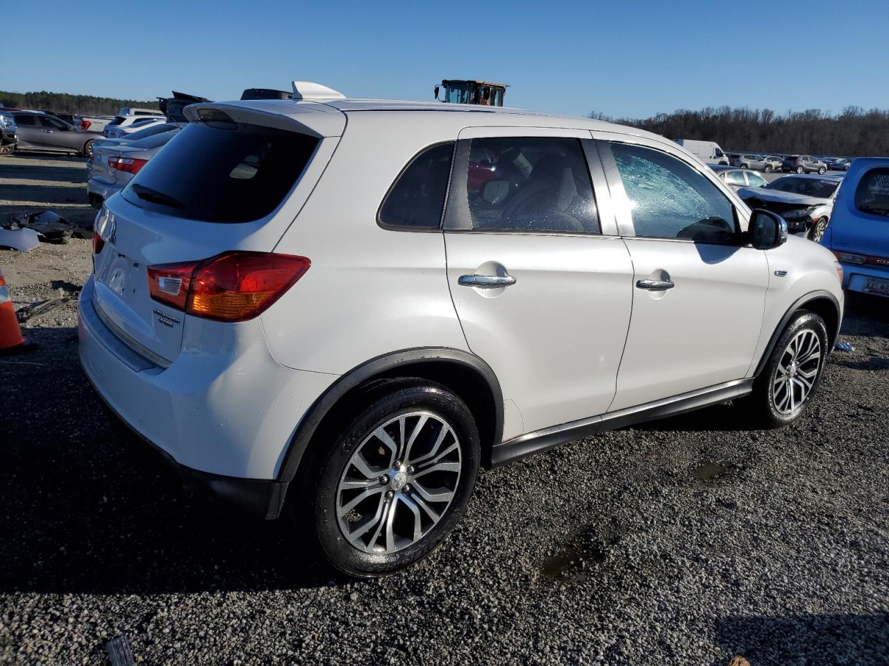 2017 Mitsubishi Outlander VIN JA4AR3AU8HZ055472 Copart auction photo, front end damage thumbnail 3