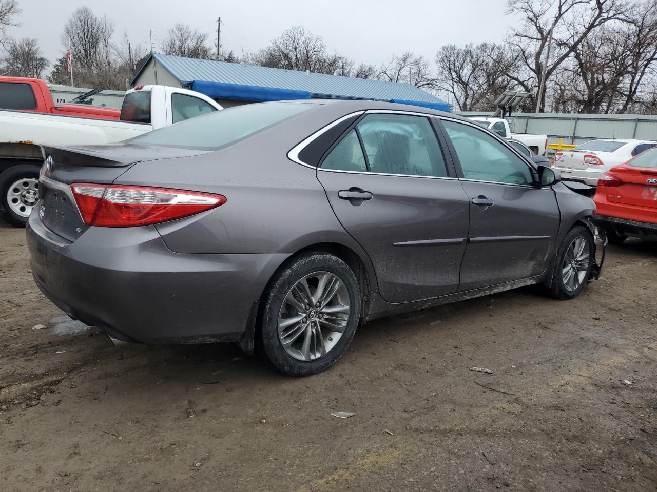 2017 Toyota Camry VIN 4T1BF1FKXHU661816 Copart auction photo, front end damage thumbnail 3