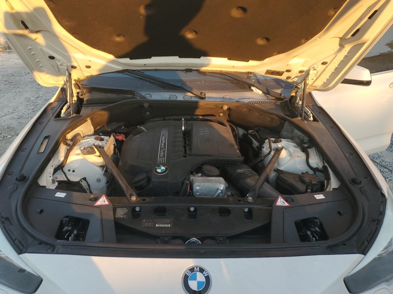 2013 BMW 5er VIN WBASN2C51DC202893 Copart auction photo, minor dent/scratches damage thumbnail 11