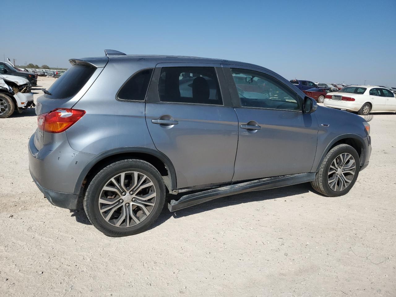 2017 Mitsubishi Outlander VIN JA4AP3AU2HZ056106 Copart auction photo, water/flood damage thumbnail 3