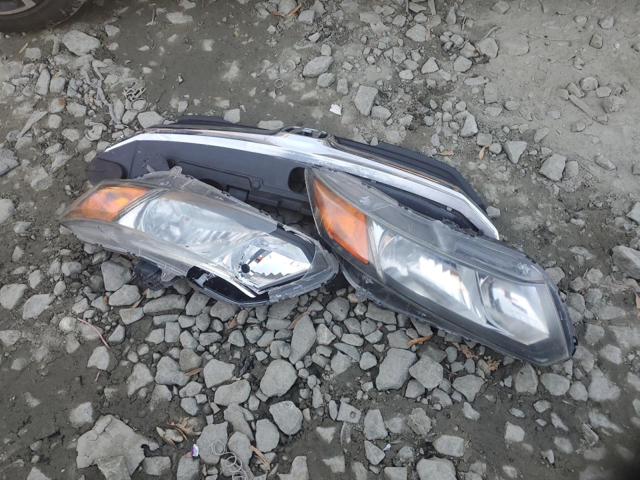 2012 Honda Civic VIN 2HGFB2F96CH551864 Copart auction photo, front end damage thumbnail 12