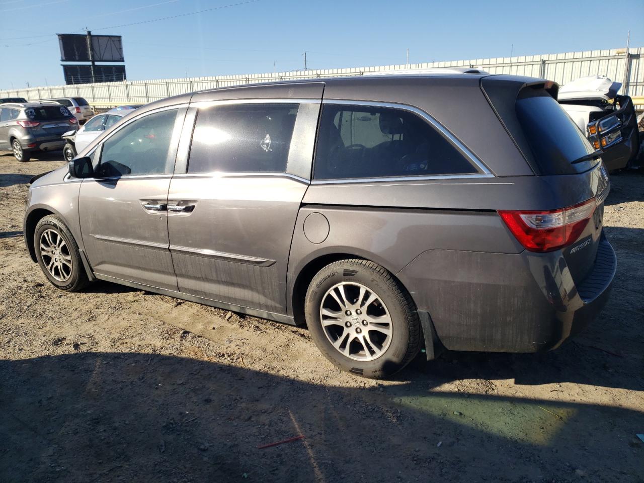 2012 Honda Odyssey VIN 5FNRL5H64CB088903 Copart auction photo, front end / minor dent/scratches damage thumbnail 2
