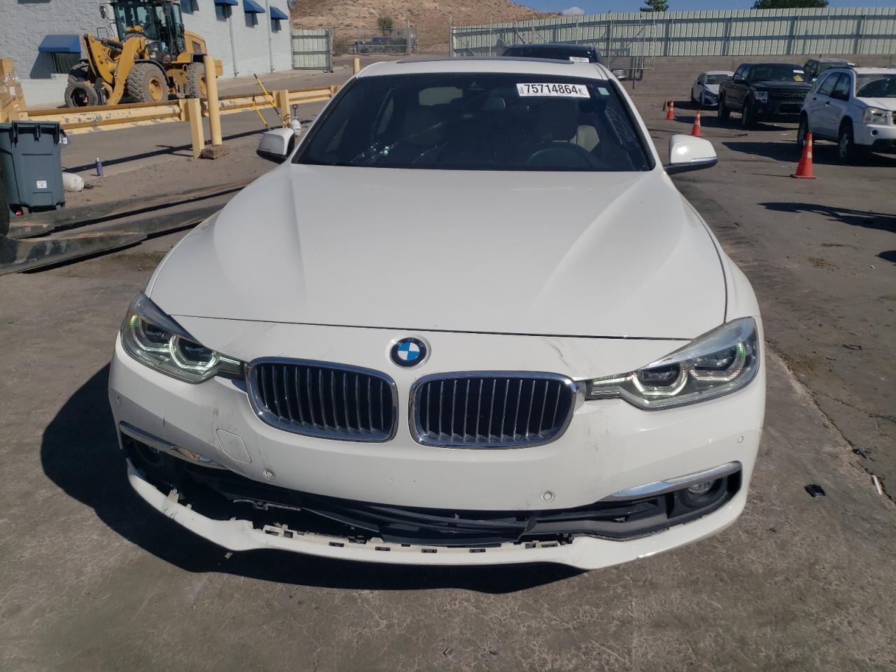 2016 BMW 3er VIN WBA8E9G54GNT43270 Copart auction photo, undercarriage / front end damage thumbnail 5