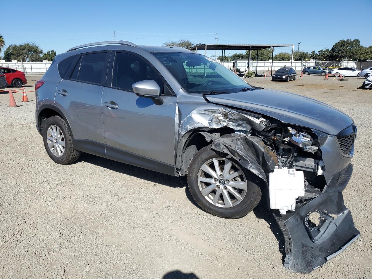 2014 Mazda CX-5 VIN JM3KE2BE5E0346185 Copart auction photo, front end damage thumbnail 4