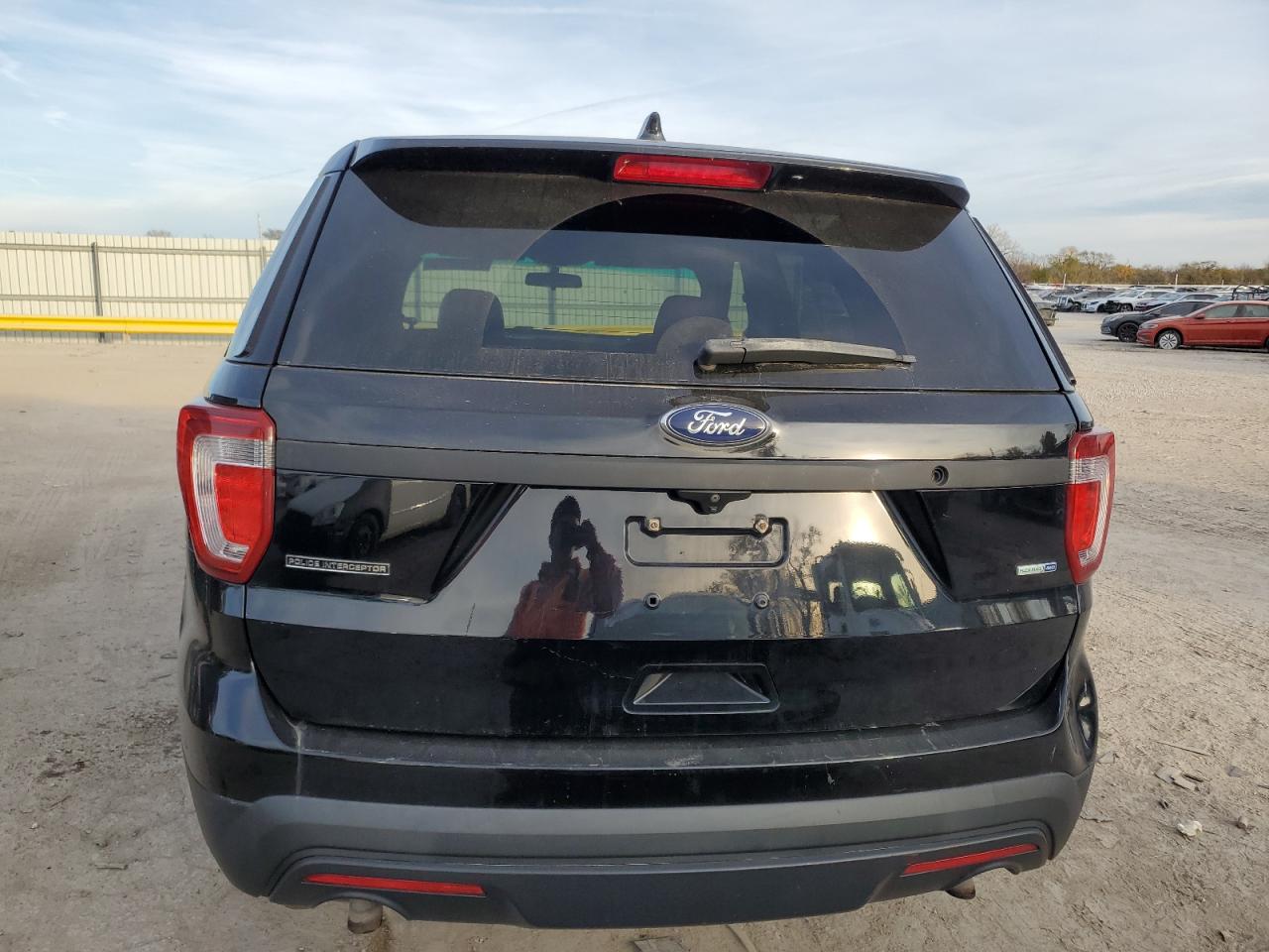 2016 Ford Explorer VIN 1FM5K8AR4GGD31852 Copart auction photo, front end / minor dent/scratches damage thumbnail 6