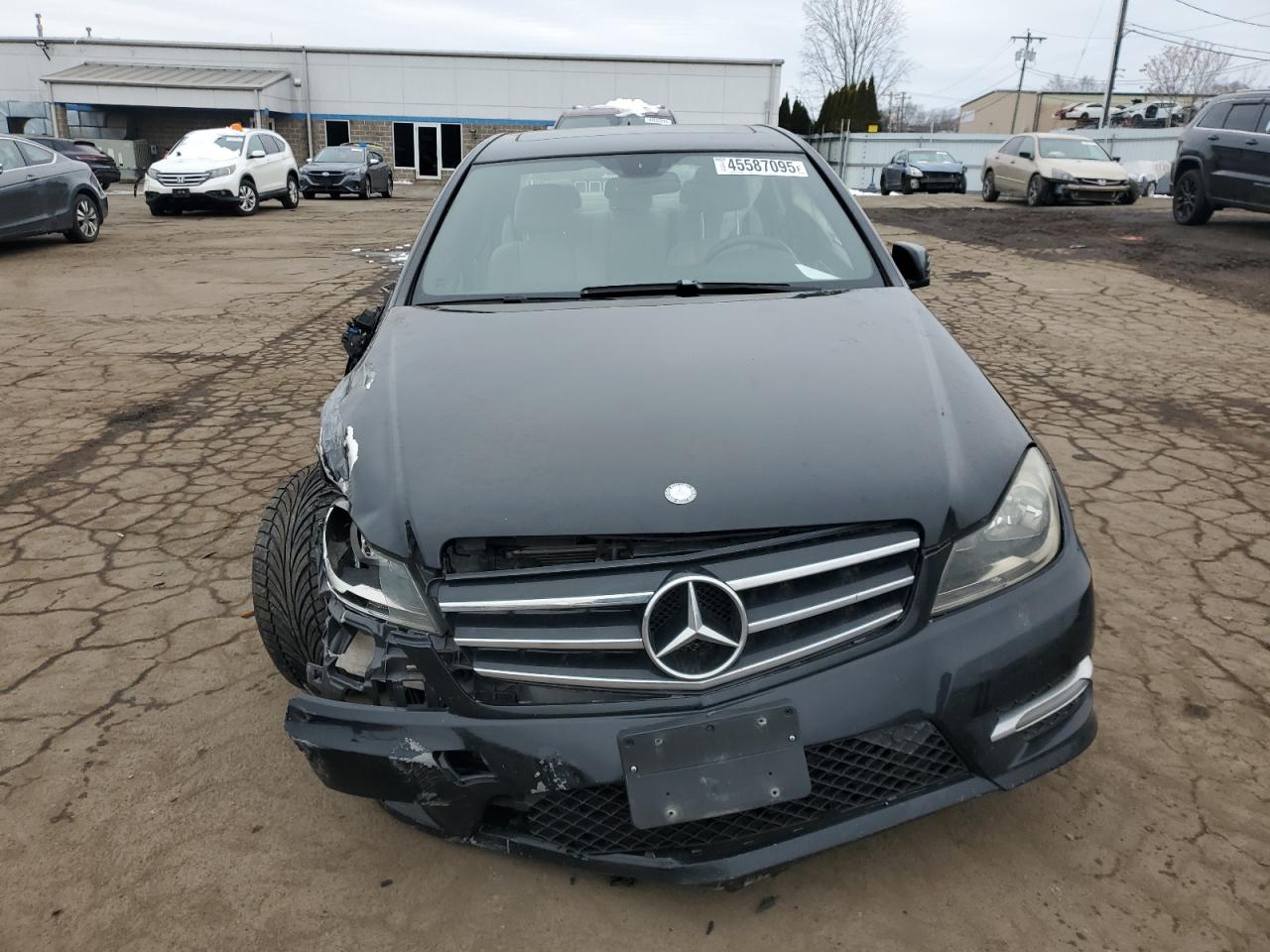 2014 Mercedes-Benz C-klasse VIN WDDGF8AB6EA954352 Copart auction photo, all over damage thumbnail 5