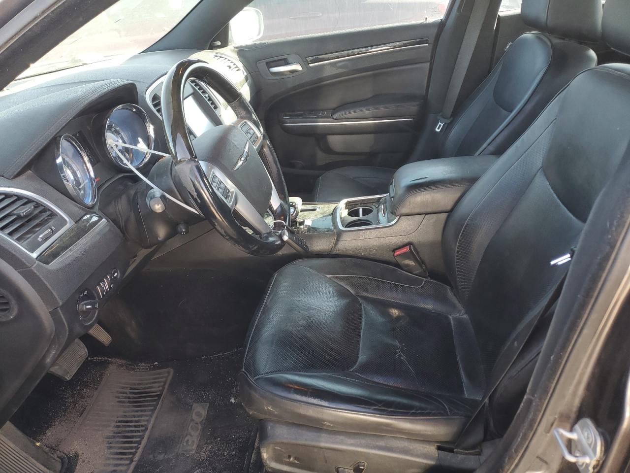 2013 Chrysler 300 VIN 2C3CCAEG2DH600413 Copart auction photo, undercarriage / rear end damage thumbnail 7