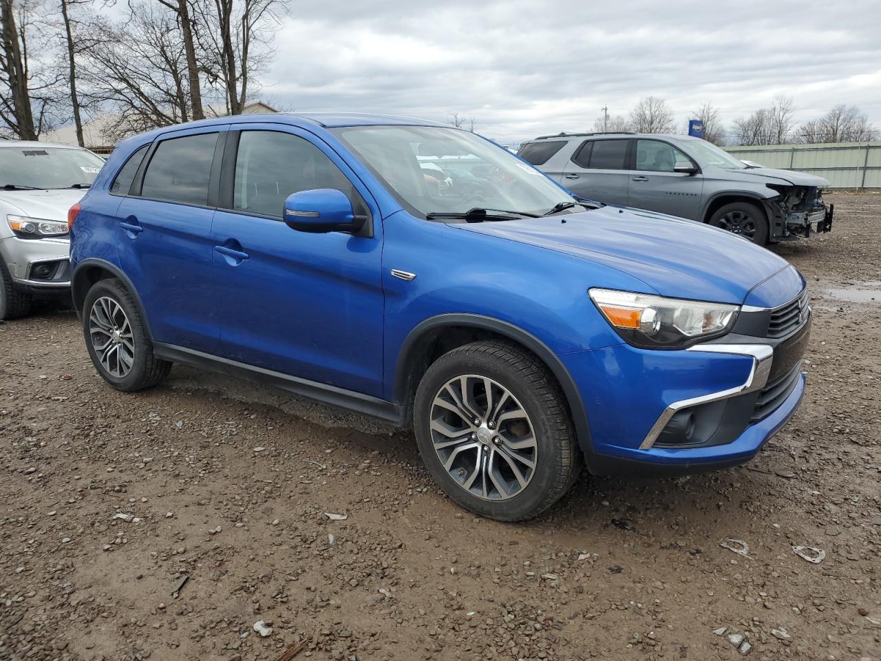 2016 Mitsubishi Outlander VIN JA4AR3AU6GZ050897 Copart auction photo, normal wear / minor dent/scratches damage thumbnail 4