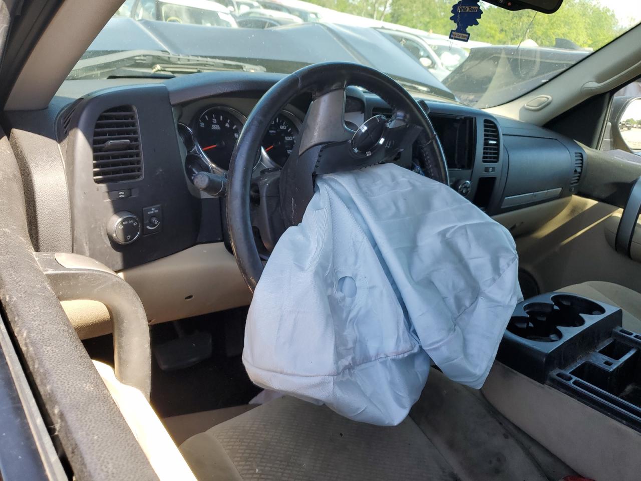 2008 Chevrolet Silverado VIN 2GCEK19J981265999 Copart auction photo, all over damage thumbnail 8