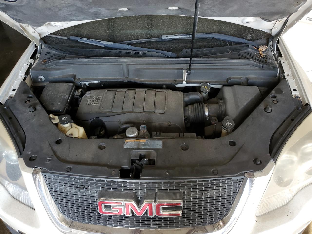 2011 GMC Acadia VIN 1GKKVREDXBJ313536 Copart auction photo, rear end / side damage thumbnail 12