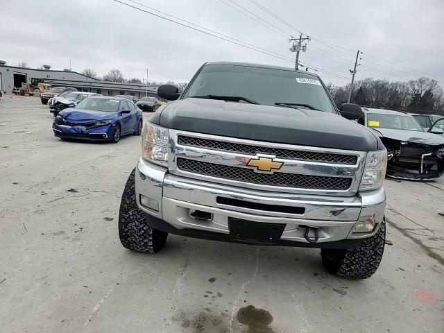 2013 Chevrolet Silverado VIN 1GCRKSE71DZ277292 Copart auction photo, rear end damage thumbnail 11