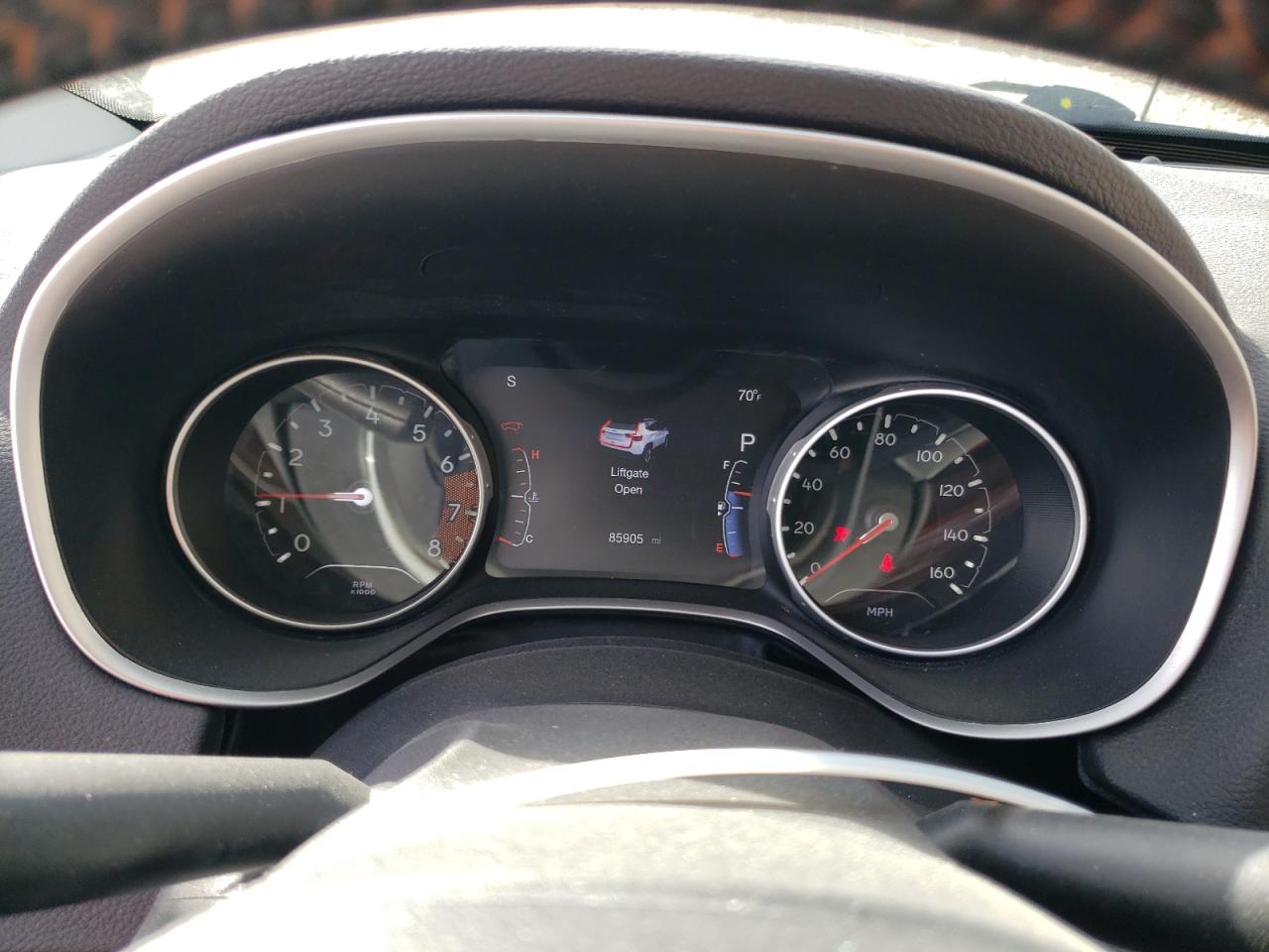 2018 Jeep Compass VIN 3C4NJCBB8JT265580 Copart auction photo, side / front end damage thumbnail 9