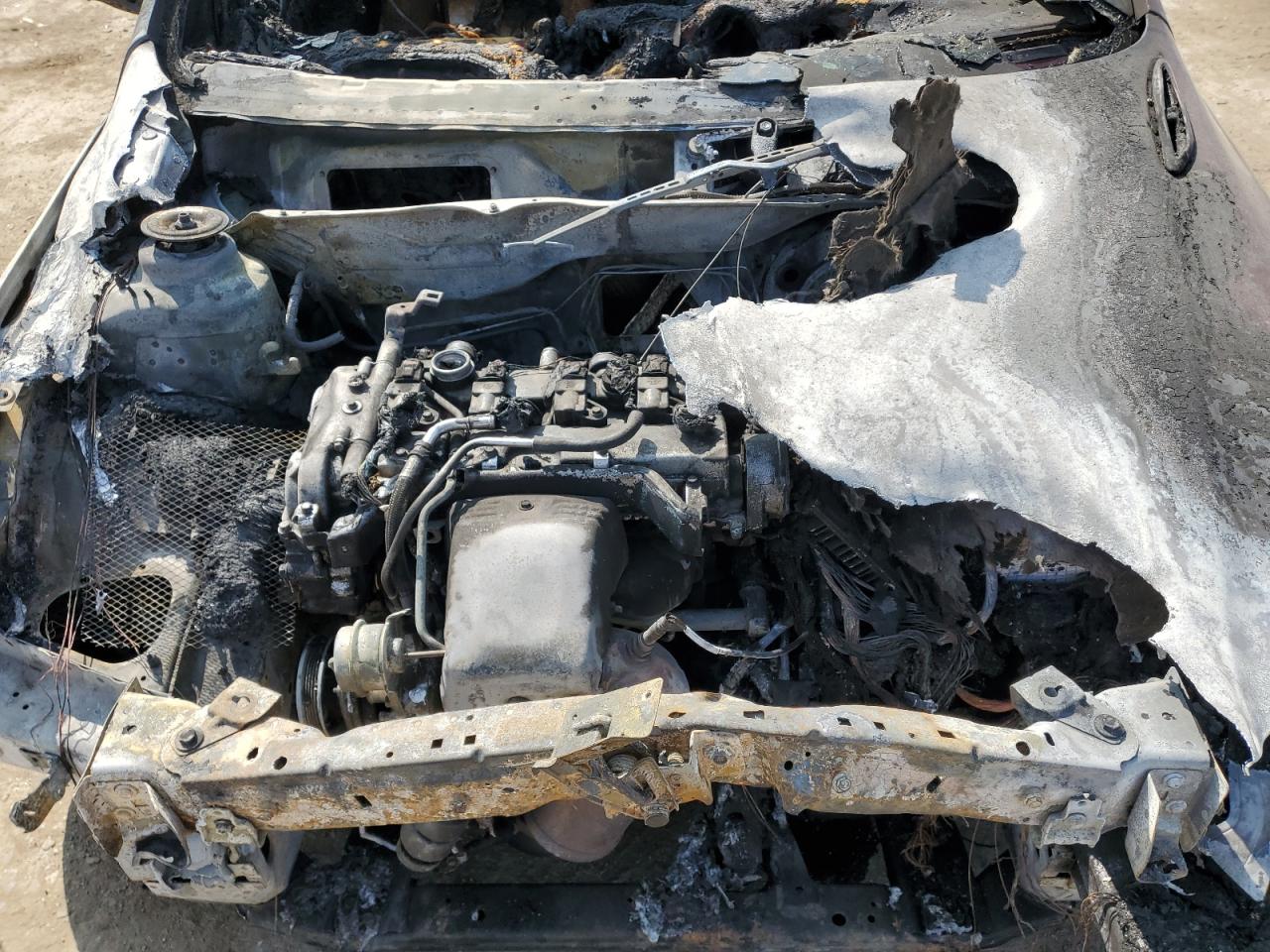 2016 Buick Regal VIN 2G4GK5EX0G9207236 Copart auction photo, burn damage thumbnail 12