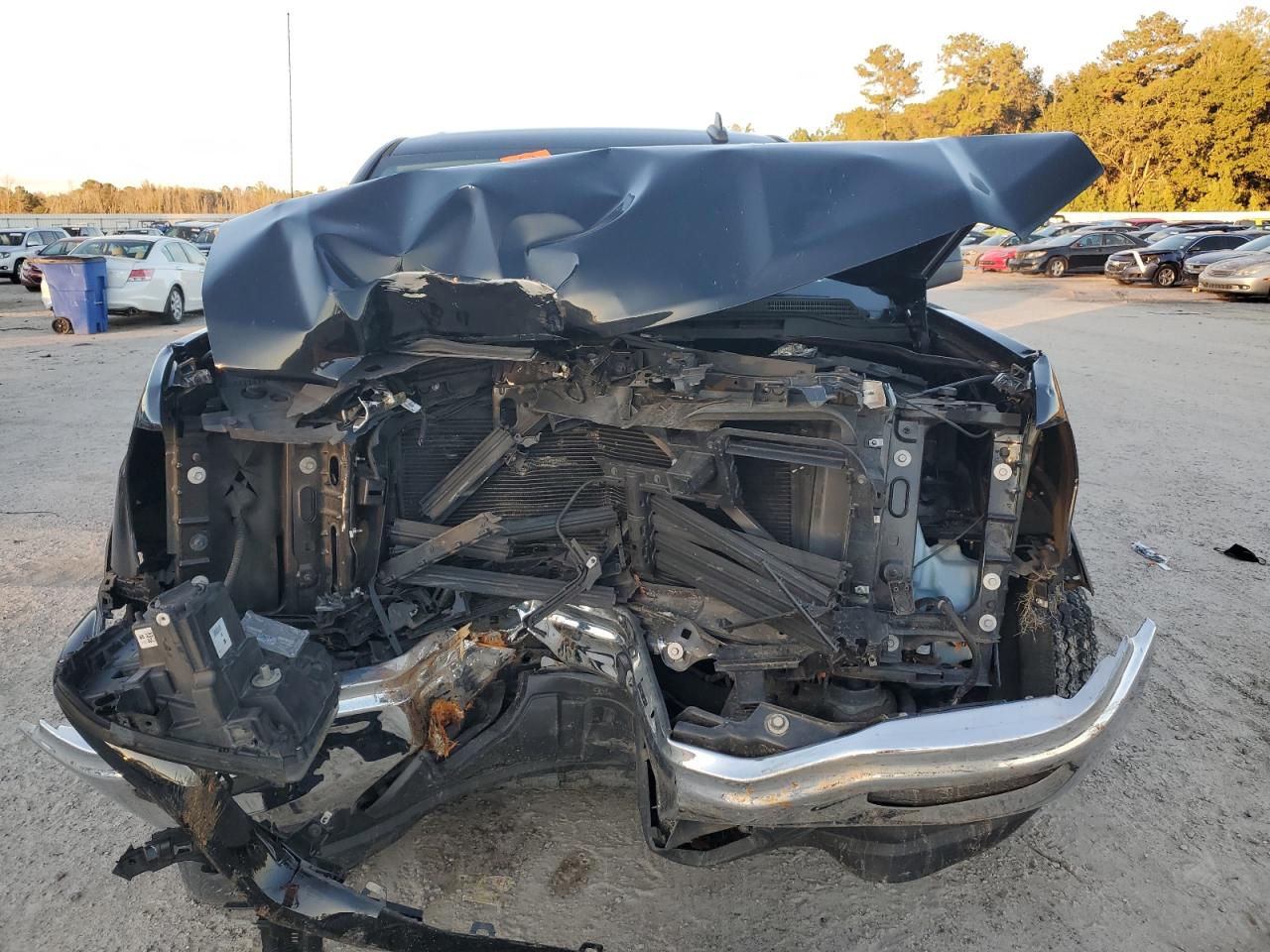2017 GMC Sierra VIN 1GTR1MEC1HZ256427 Copart auction photo, front end damage thumbnail 5