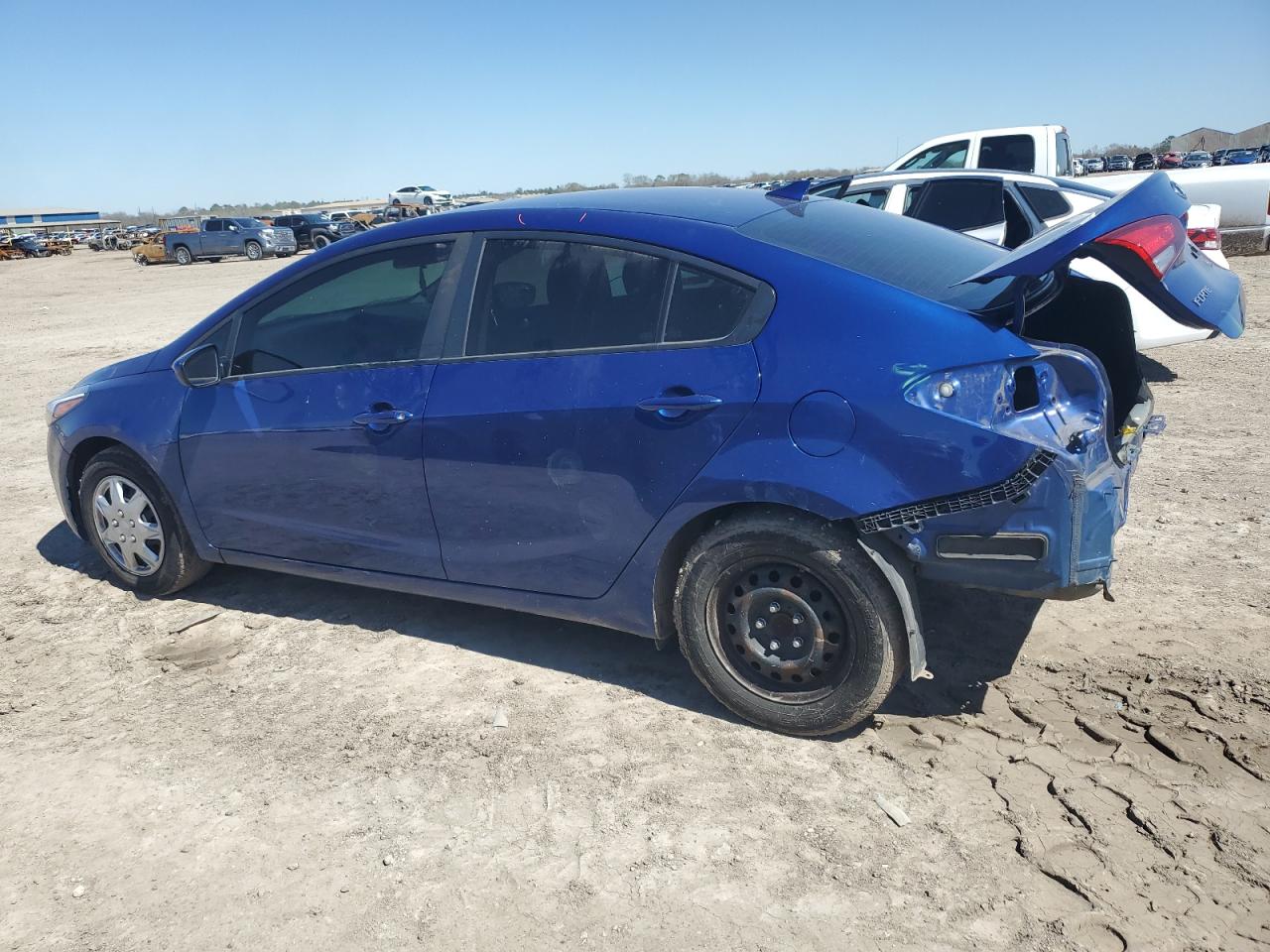 2017 KIA Forte VIN 3KPFK4A76HE029500 Copart auction photo, rear end damage thumbnail 2