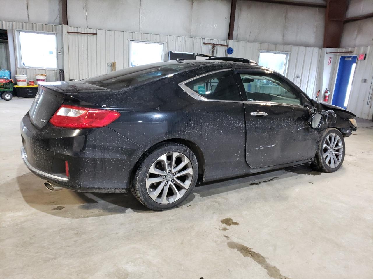 2015 Honda Accord VIN 1HGCT2B8XFA000756 Copart auction photo, front end damage thumbnail 3