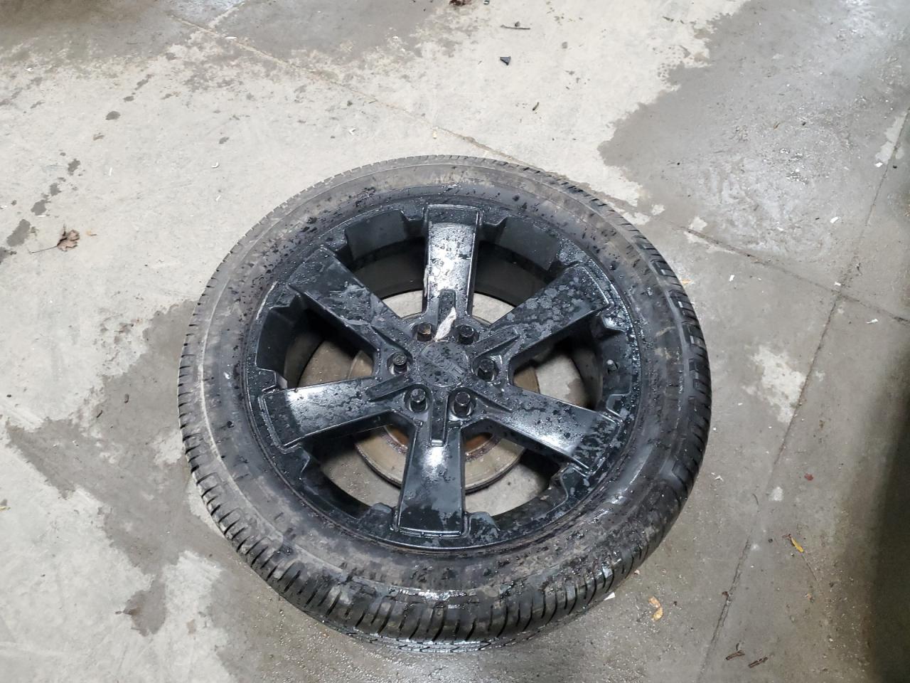 2018 GMC Yukon VIN 1GKS2HKJ9JR249597 Copart auction photo, all over damage thumbnail 14