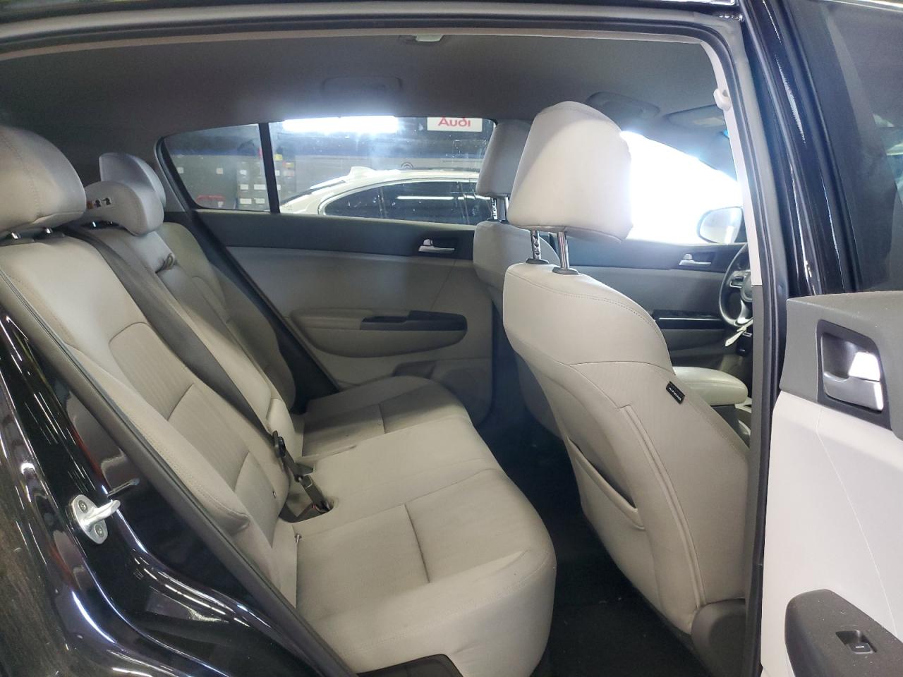 2017 KIA Sportage VIN KNDPMCAC3H7032828 Copart auction photo, minor dent/scratches / mechanical damage thumbnail 11