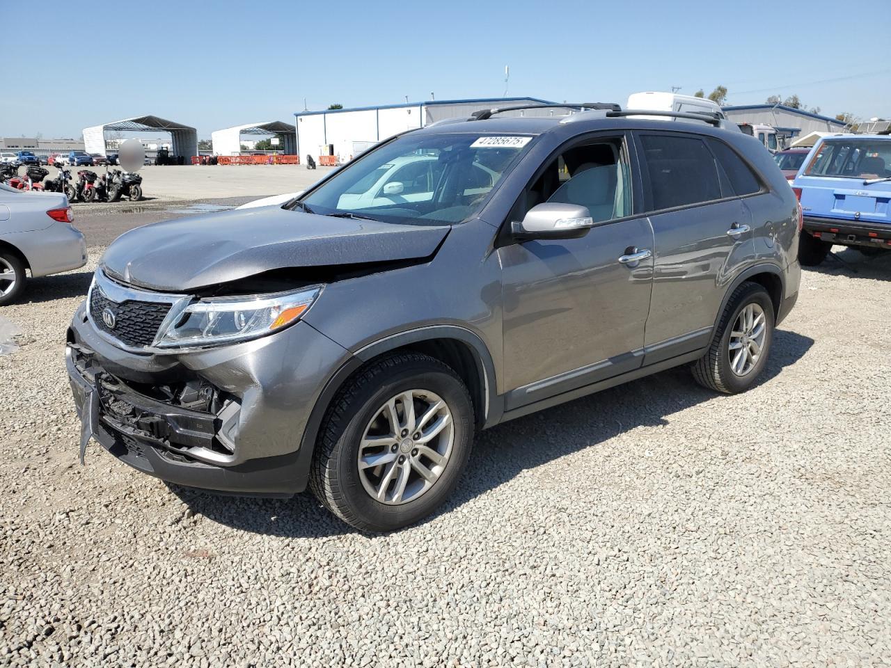 2014 KIA Sorento VIN 5XYKT4A74EG539743