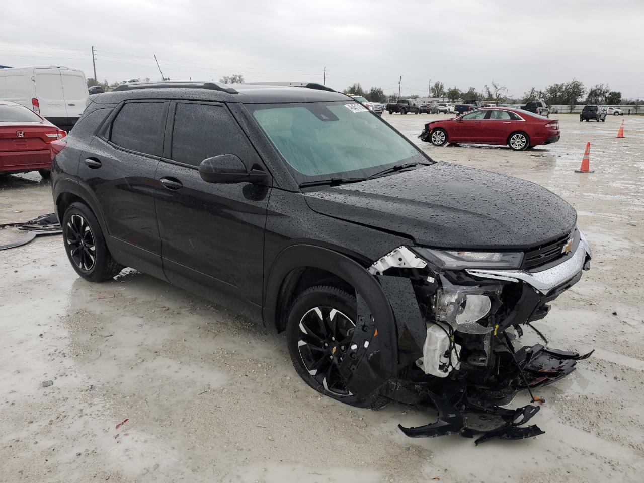 2021 Chevrolet TrailBlazer VIN KL79MPS23MB150629 Copart auction photo, front end damage thumbnail 4