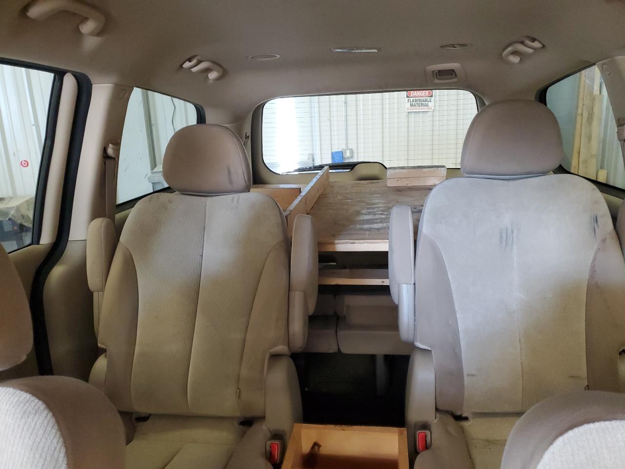 2012 KIA Sedona VIN KNDMG4C74C6416423 Copart auction photo, front end damage thumbnail 10