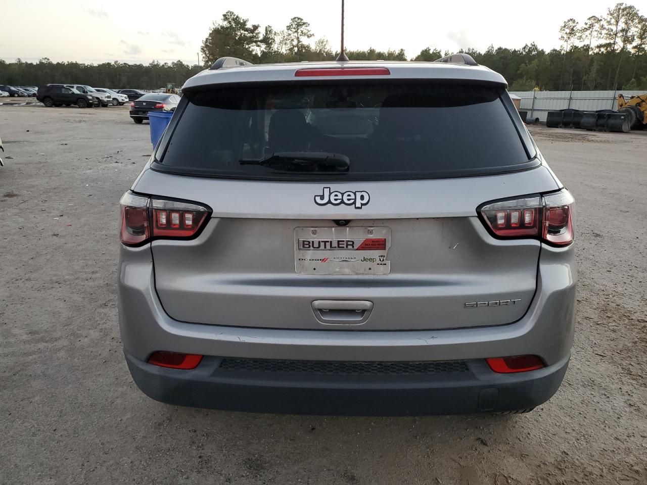 2018 Jeep Compass VIN 3C4NJCAB3JT204512 Copart auction photo, biohazard/chemical damage thumbnail 6