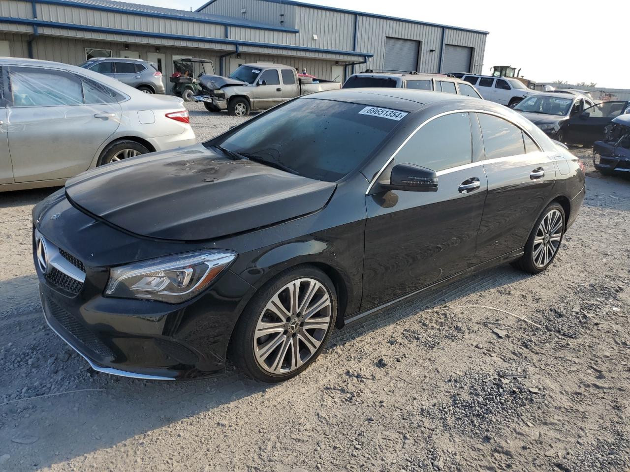 2018 Mercedes-Benz CLA-klasse VIN WDDSJ4EB9JN692230