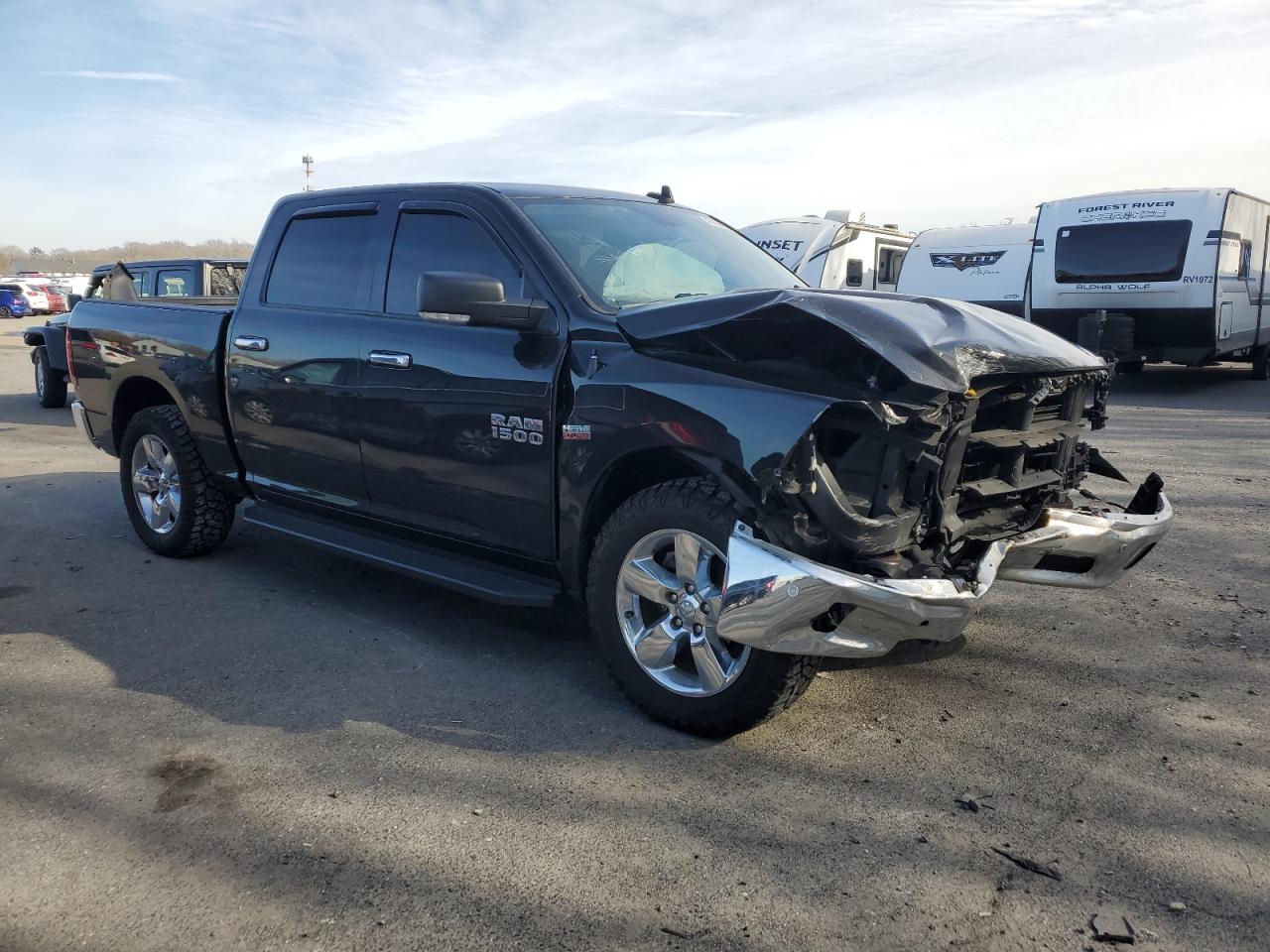 2017 RAM 1500 VIN 3C6RR7LTXHG523942 Copart auction photo, front end damage thumbnail 4